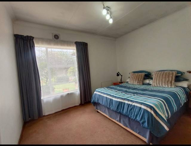 3 BEDROOM HOUSE FOR SALE IN VANDERBIJLPARK SW 5